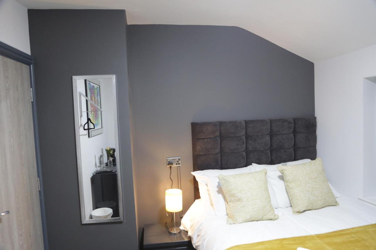 Park City Suites Hotel Manchester Exterior foto